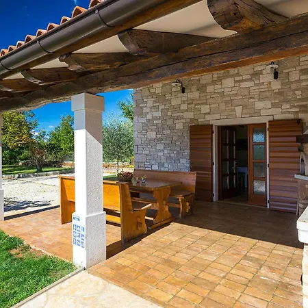 Lovely In Istria With Outdoor Swimming Pool Dom wakacyjny Katun Lindarski